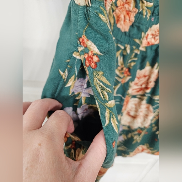 American eagle small green floral spring short sleeve elastic waist romper - Picture 7 of 10